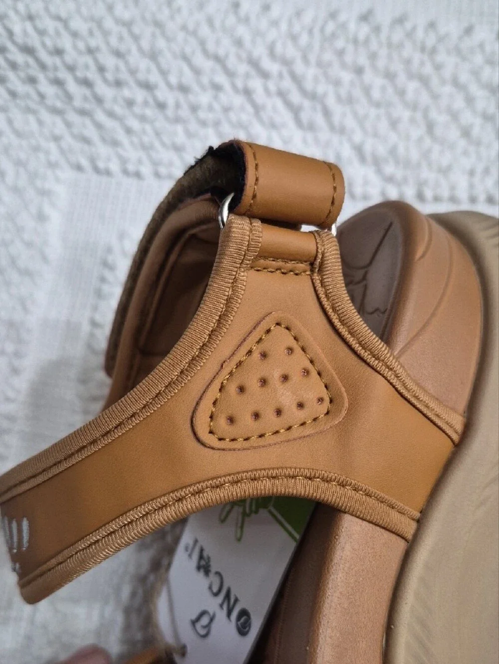 ONCAI Tan Orthotic Walking, Hiking Sandals Size 7 Vegan